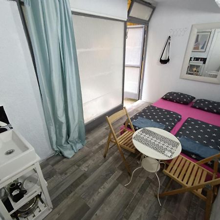 Papagajka Art And Fun Apartment Sarajevo Ngoại thất bức ảnh