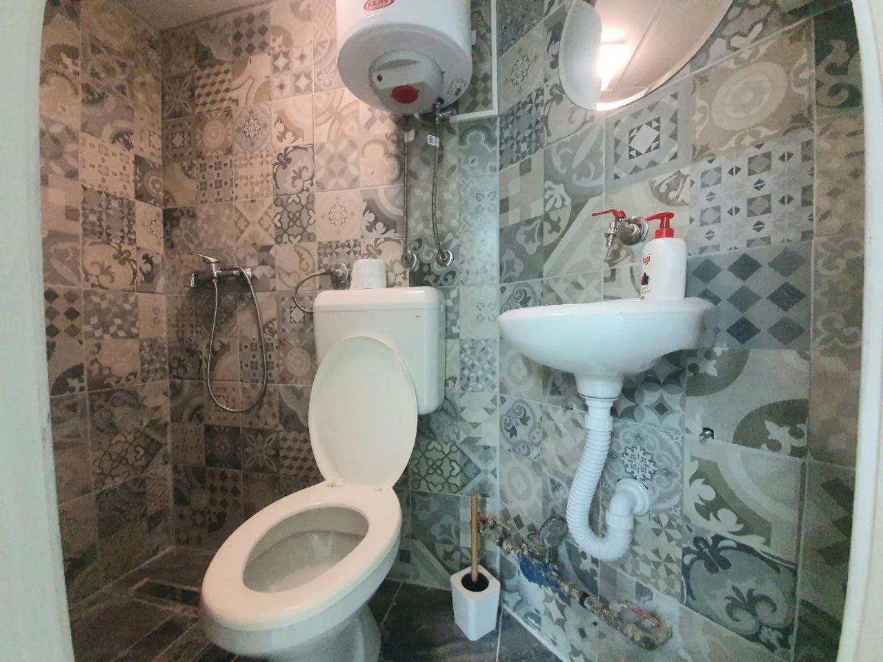 Papagajka Art And Fun Apartment Sarajevo Ngoại thất bức ảnh